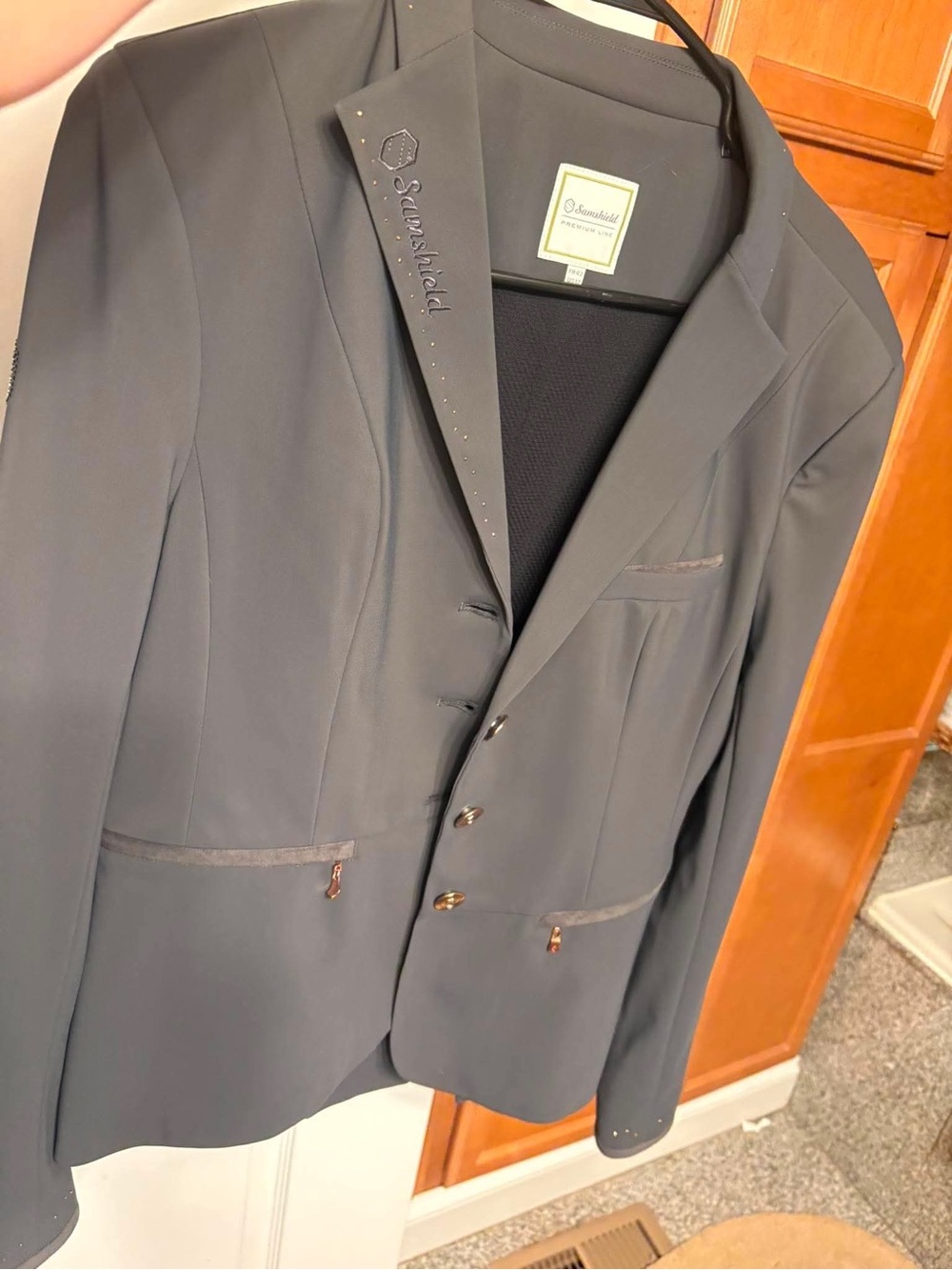 Samshield victory premium show coat in fabulous condition size 42/12